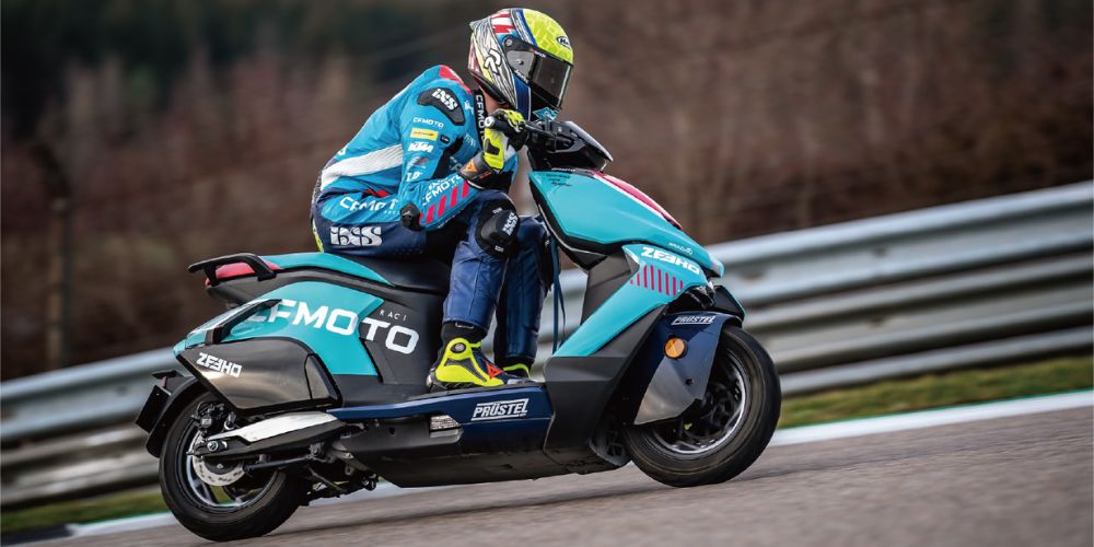 ZEEHO MOTO2 & MOTO3 נהג מוטו GP זיהו ZEEHO MOTO2 & MOTO3 נהג מוטו GP זיהו