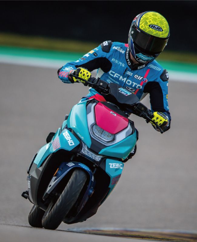 ZEEHO MOTO2 & MOTO3 נהג1 מוטו GP זיהו ZEEHO MOTO2 & MOTO3 נהג1 מוטו GP זיהו