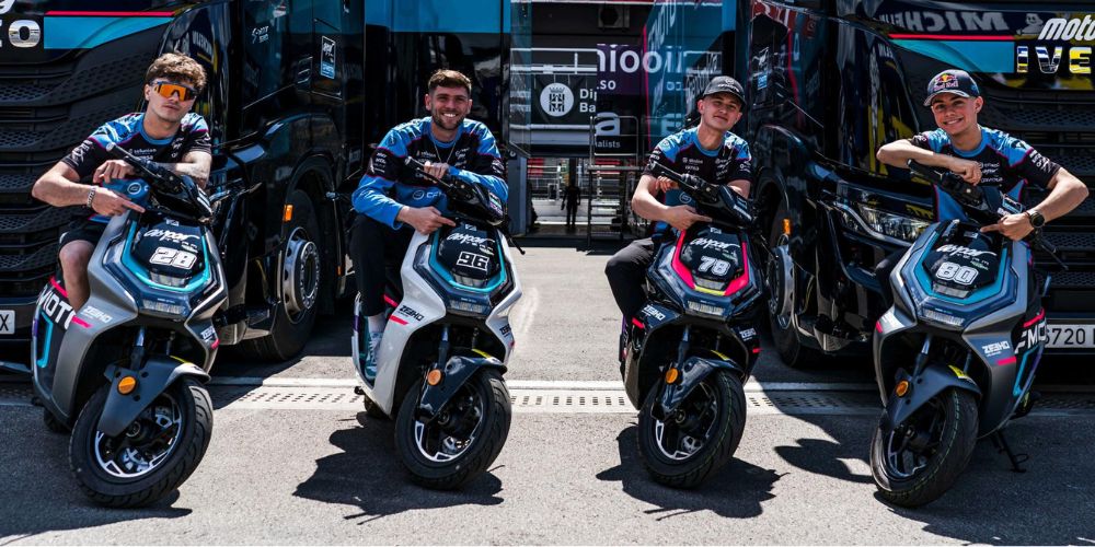 ZEEHO MOTO2 & MOTO3 נהגי מוטו GP זיהו ZEEHO MOTO2 & MOTO3 נהגי מוטו GP זיהו